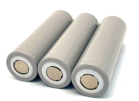 Χαμηλή θερμοκρασία 3,7v Inr21700 4000mah Υψηλός ρυθμός εκφόρτισης 40a Μακρός κύκλος ζωής 1000 κύκλοι Λίθιο ιόν 21700 μπαταρία